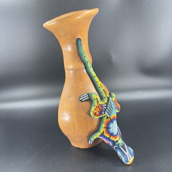 Mexican Folk Art Beaded Lizard On Pottery Wall Hanging Vase Vessel Alebrije VTG - Picture 13 of 15